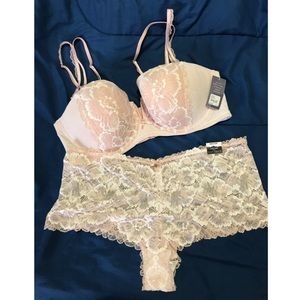 Cacique Matching Multi-Way Bra and Panty set
